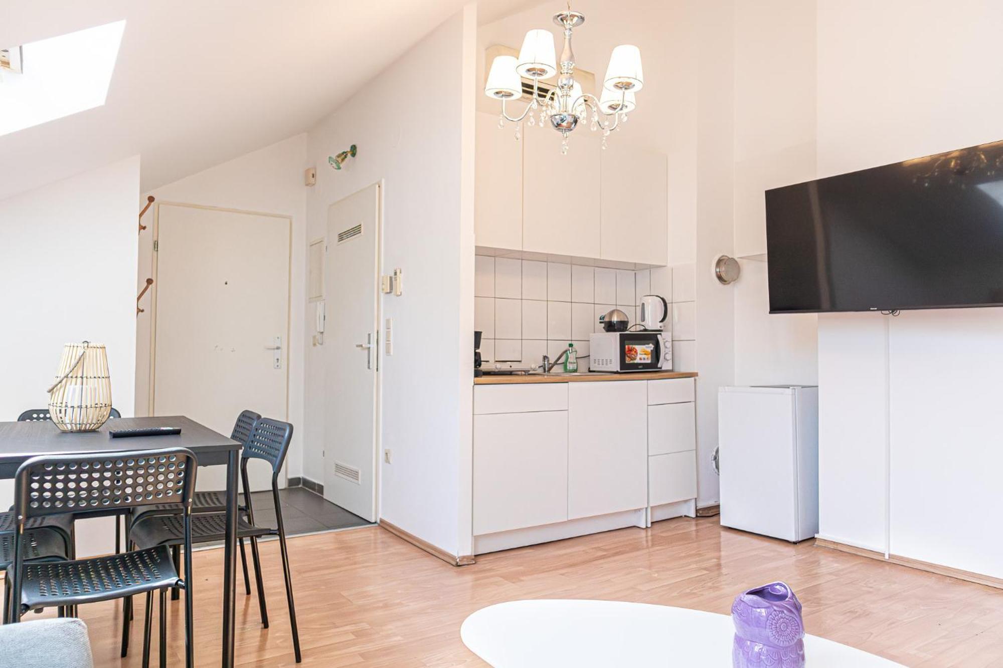 Spacious 2Br Apt Great Location - Near Schoenbrunn Vienna Exterior photo